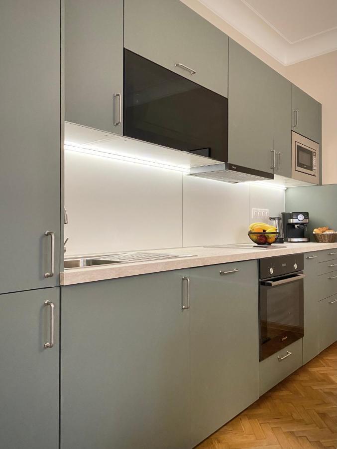 Top Centre Sofia Apartment For 6 Guests Exterior photo